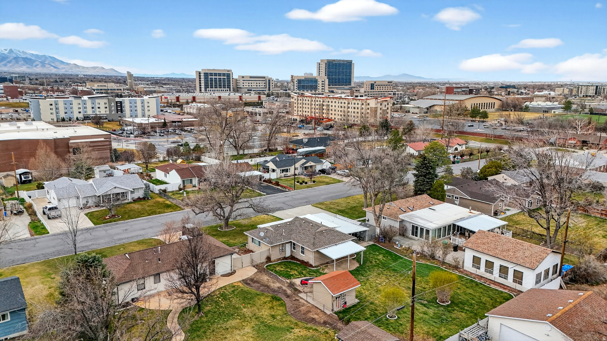 ALPINE GARDENS - Residential