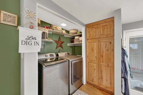 Tiny photo for 5345 S ALPINE DR, Murray, UT 84107 (MLS # 2142704)