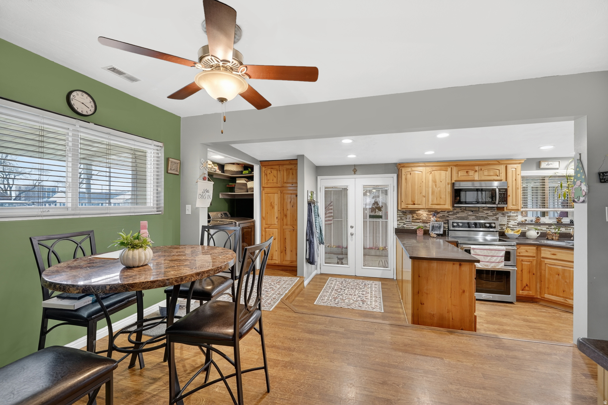 ALPINE GARDENS - Residential