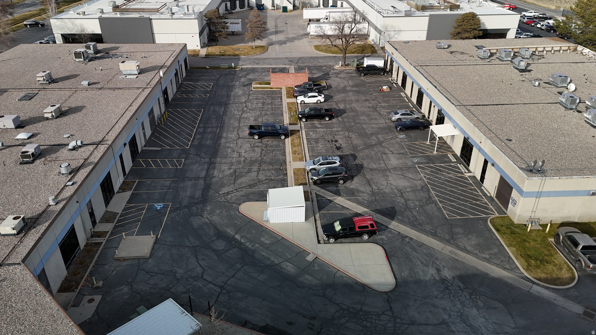 SALT LAKE INTERNATIONAL CENTER - Commercial Lease