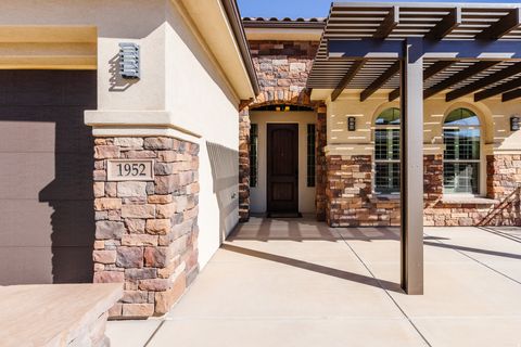 Tiny photo for 1952 N RESERVE PKWY, Washington, UT 84780 (MLS # 2136612)