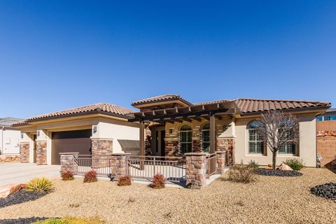 Tiny photo for 1952 N RESERVE PKWY, Washington, UT 84780 (MLS # 2136612)