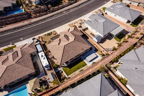 Tiny photo for 1952 N RESERVE PKWY, Washington, UT 84780 (MLS # 2136612)