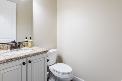 Tiny photo for 1952 N RESERVE PKWY, Washington, UT 84780 (MLS # 2136612)