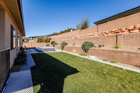 Tiny photo for 1952 N RESERVE PKWY, Washington, UT 84780 (MLS # 2136612)
