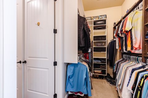 Tiny photo for 1952 N RESERVE PKWY, Washington, UT 84780 (MLS # 2136612)