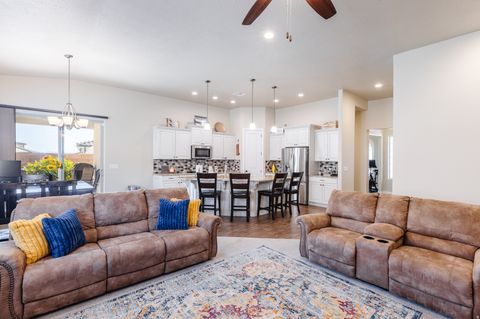 Tiny photo for 1952 N RESERVE PKWY, Washington, UT 84780 (MLS # 2136612)