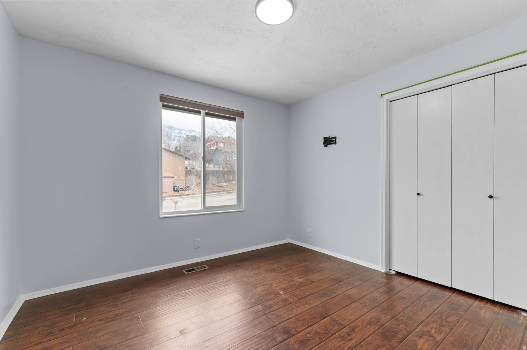 RAINTREE VILLAGE - Residential