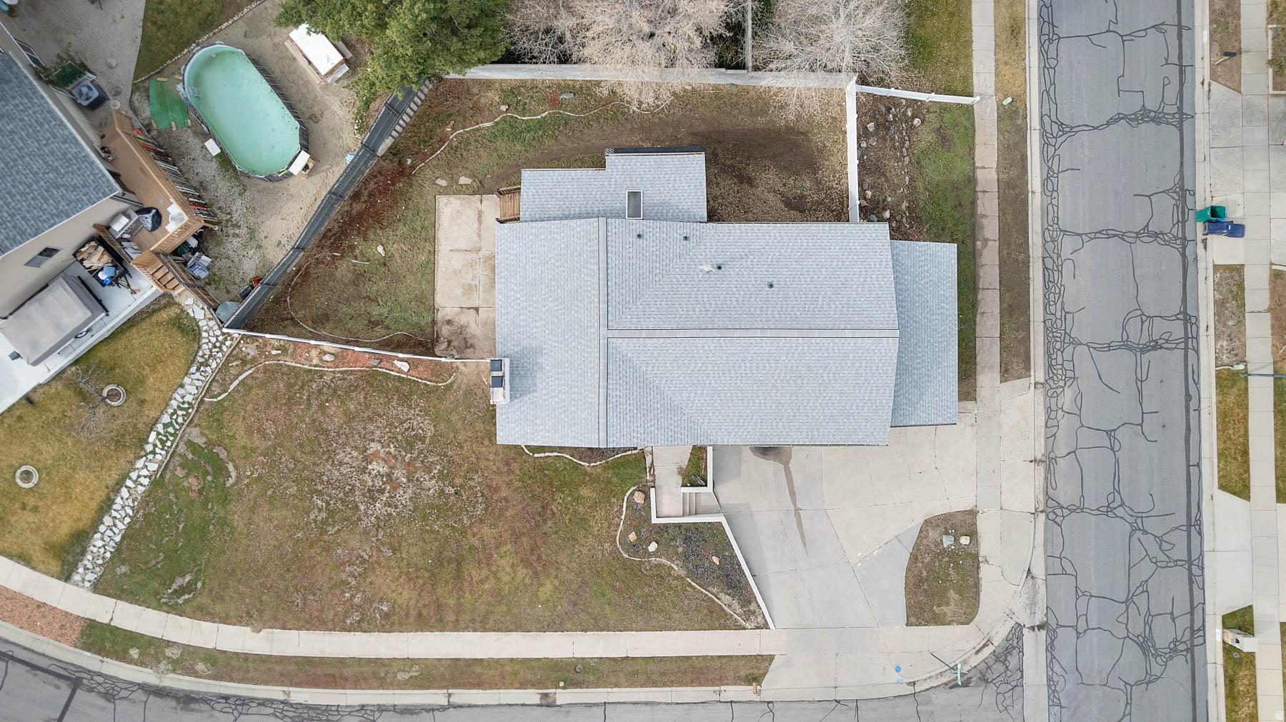 RAINTREE VILLAGE - Residential