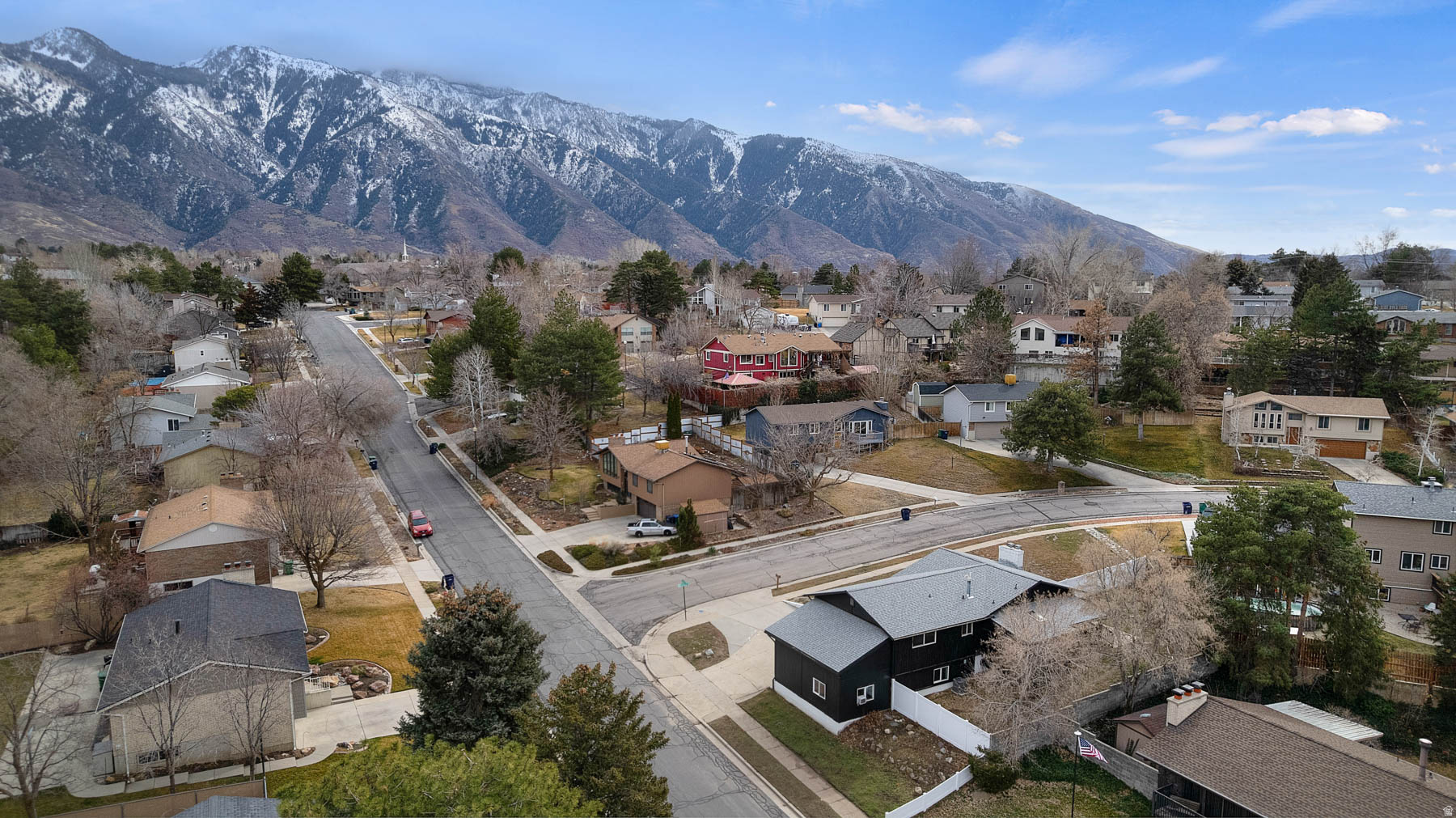 RAINTREE VILLAGE - Residential