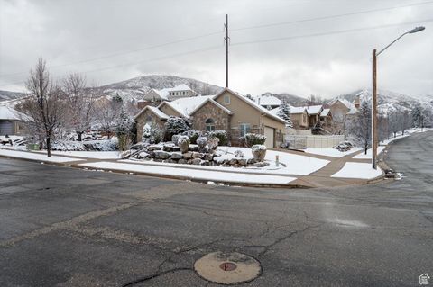 4876 S 1525 E, Ogden, UT 84403 - MLS#: 2058885