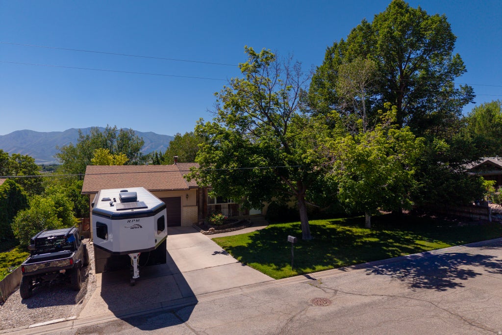 Photo of 281 PANORAMIC DR, Hyrum, UT 84319 (MLS # 2180934)