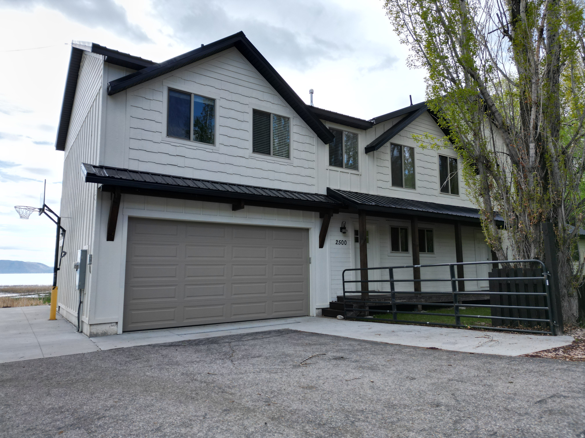 LAKOTA SPRINGS SUB PH 1 LOT 2 - Residential