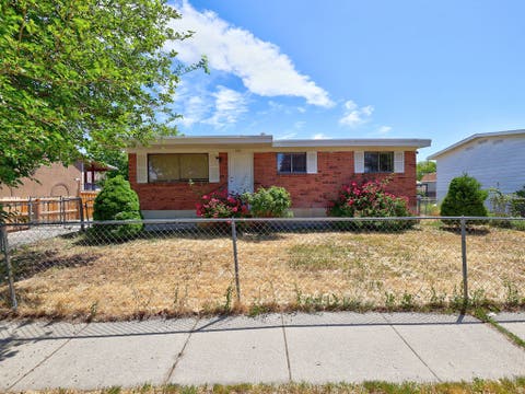 Homes For Sale - 444 N Morton Dr<br/> Salt Lake City, UT 84116