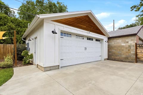 Tiny photo for 1129 E ROOSEVELT AVE S, Salt Lake City, UT 84105 (MLS # 2164279)