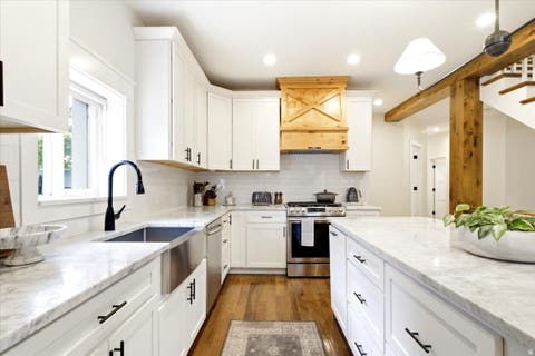 Tiny photo for 1129 E ROOSEVELT AVE S, Salt Lake City, UT 84105 (MLS # 2164279)