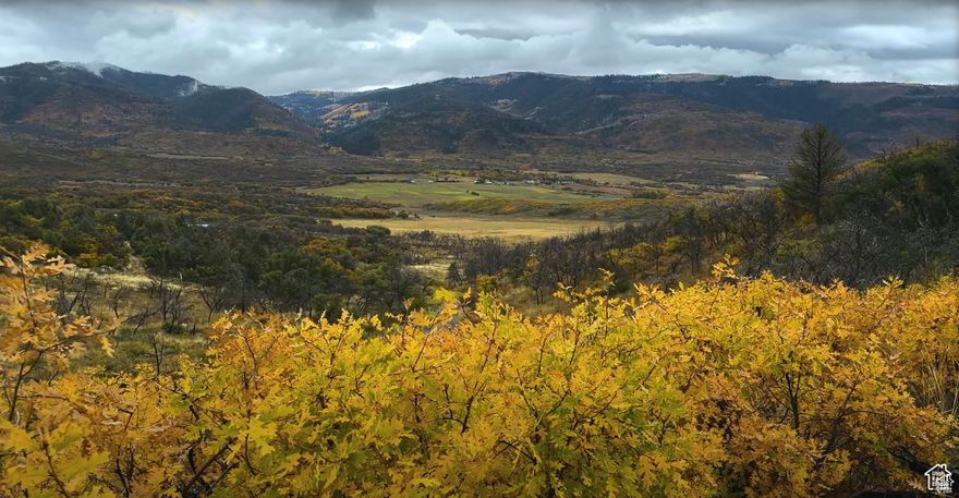 Own a little slice of heaven with amazing views!  Perfect for camping, and ATV adventures.