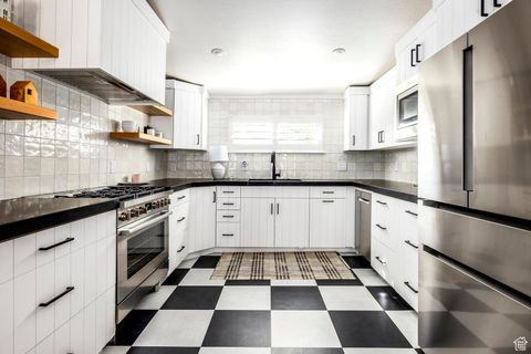 Tiny photo for 670 W 200 N, Midway, UT 84049 (MLS # 2119531)