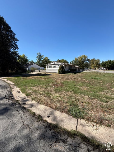 Tiny photo for 220 GLEN PL, Layton, UT 84041 (MLS # 2187885)