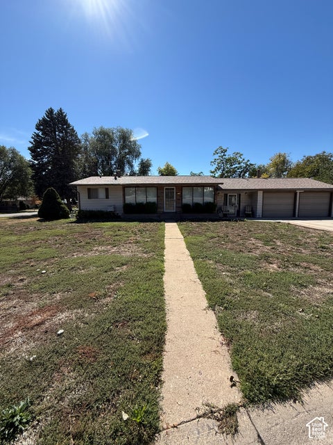 Tiny photo for 220 GLEN PL, Layton, UT 84041 (MLS # 2187885)