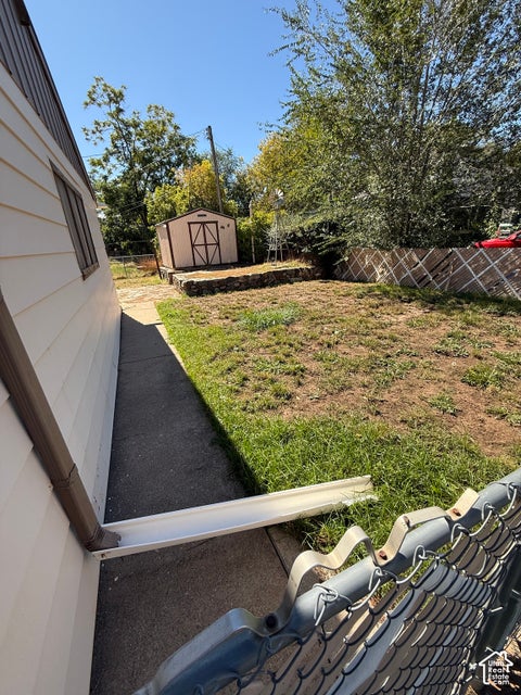 Tiny photo for 220 GLEN PL, Layton, UT 84041 (MLS # 2187885)
