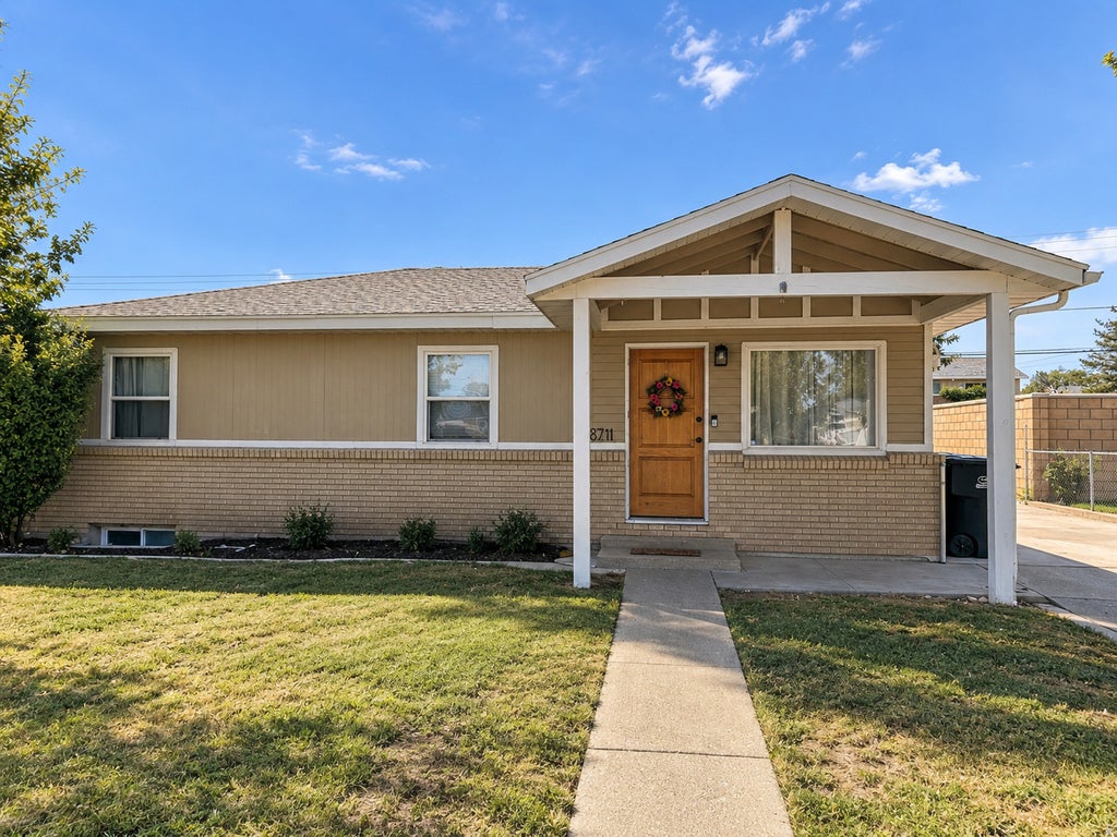 Photo of 4311 W 5780 S, Kearns, UT 84118 (MLS # 2185681)