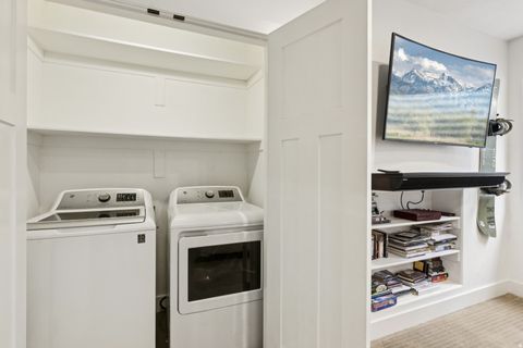 Tiny photo for 588 W 1175 N, Farmington, UT 84025 (MLS # 2165010)