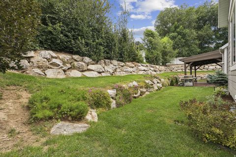Tiny photo for 588 W 1175 N, Farmington, UT 84025 (MLS # 2165010)
