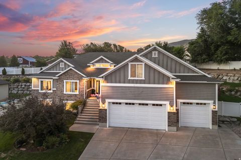 Tiny photo for 588 W 1175 N, Farmington, UT 84025 (MLS # 2165010)