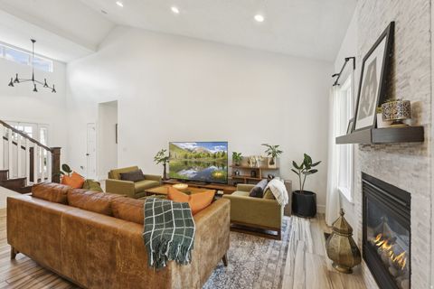 Tiny photo for 588 W 1175 N, Farmington, UT 84025 (MLS # 2165010)