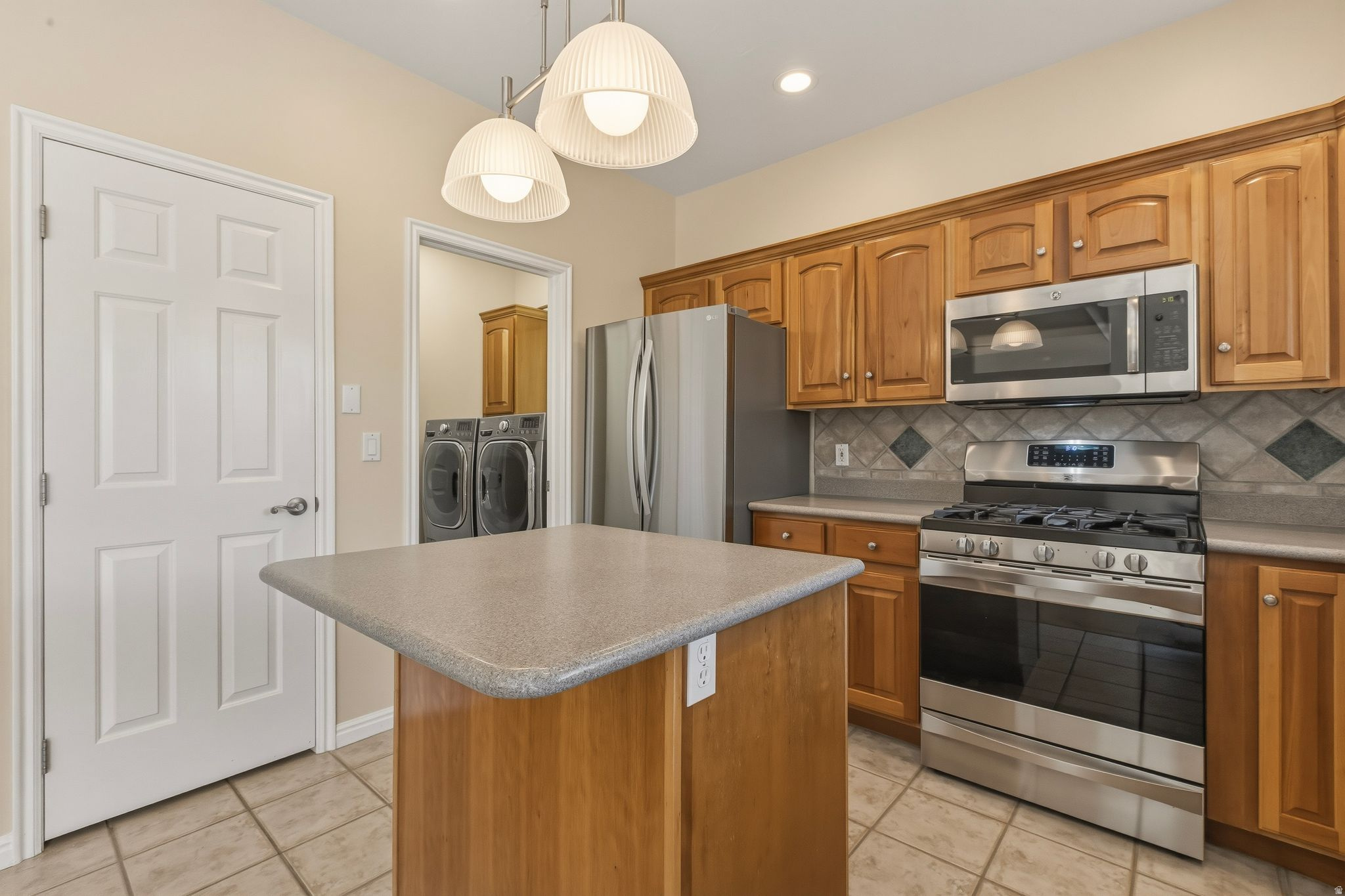 RIVER RIDGE GARDEN HOMES 1 - Residential