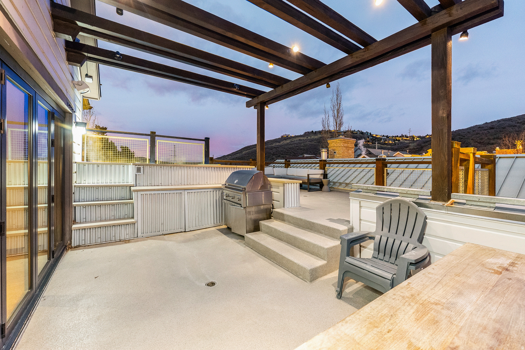 PARKWOOD PLACE - Residential