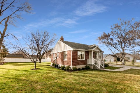 Tiny photo for 518 E 11000 S, Sandy, UT 84070 (MLS # 2177028)