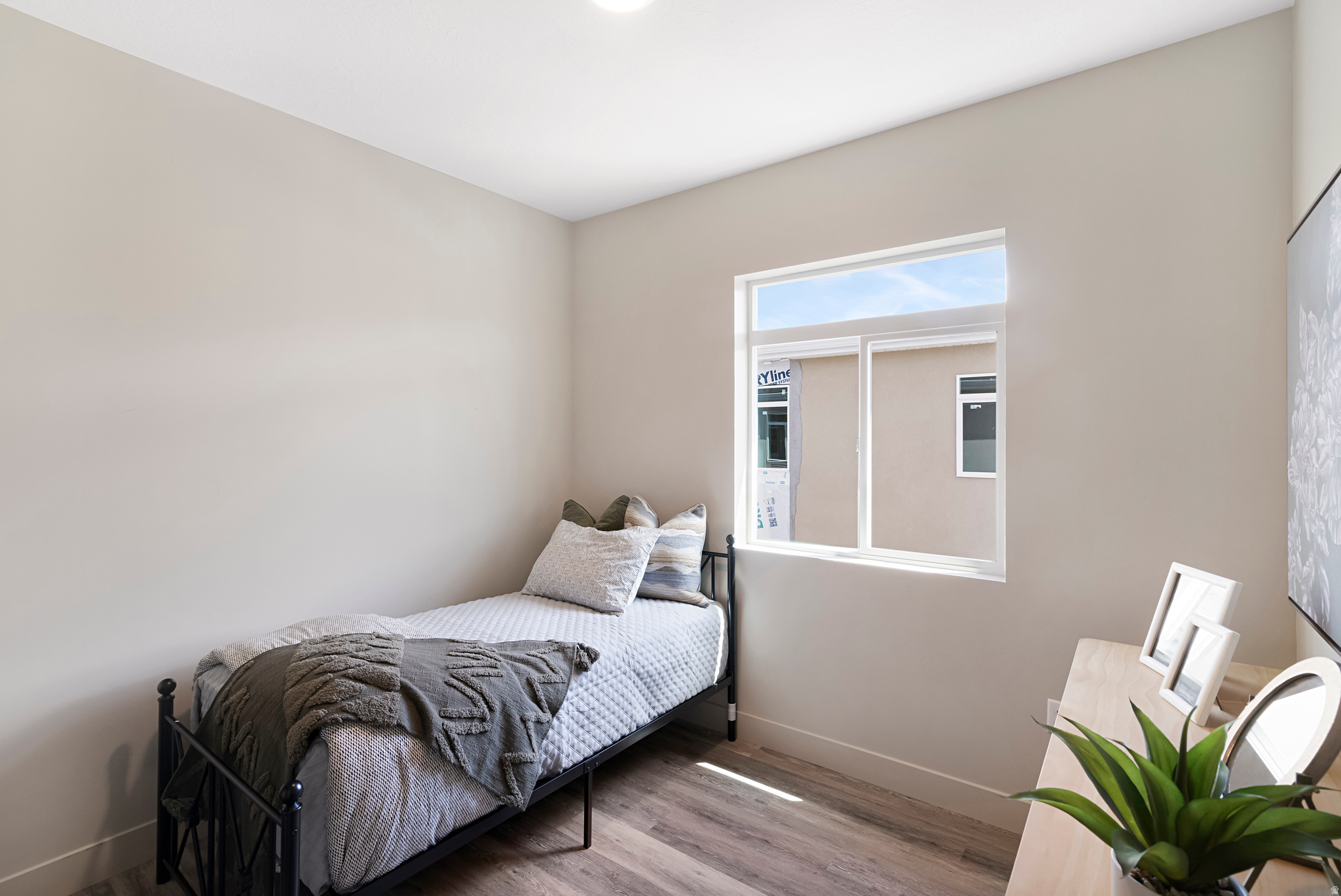 LATITUDE 40 - Residential