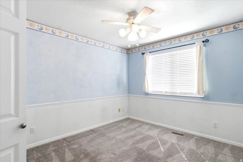 Tiny photo for 603 E 1550 S, Kaysville, UT 84037 (MLS # 2182929)