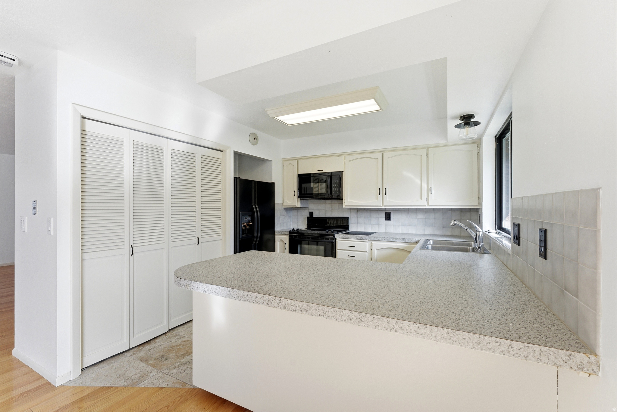 HYDE PARK ESTATES SUBDIV - Residential