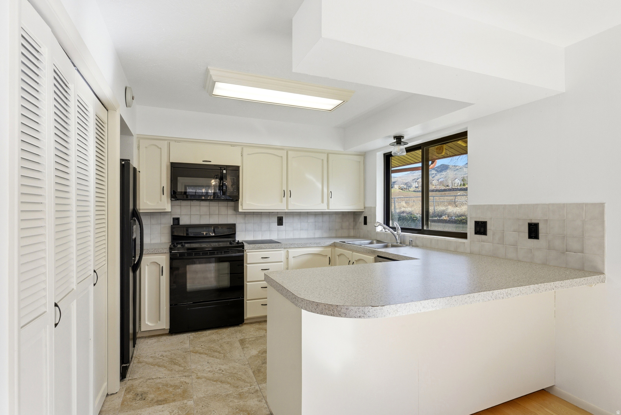 HYDE PARK ESTATES SUBDIV - Residential