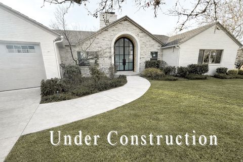 Photo of 1420 E CHANDLER DR, Salt Lake City, UT 84103 (MLS # 2133651)