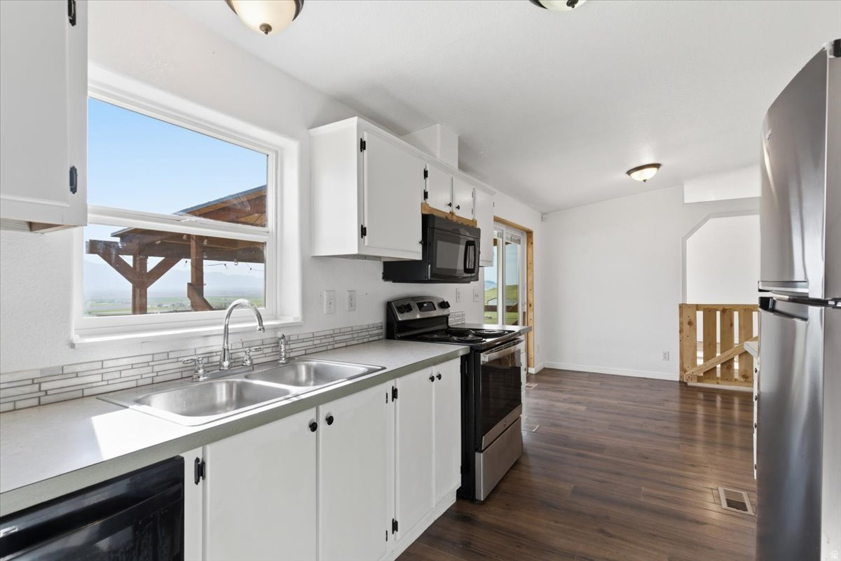 MARBLE HILL EST - Residential