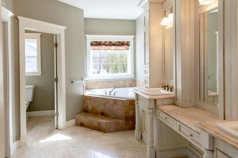 Tiny photo for 434 S CARDON RIDGE DR, Smithfield, UT 84335 (MLS # 2146598)