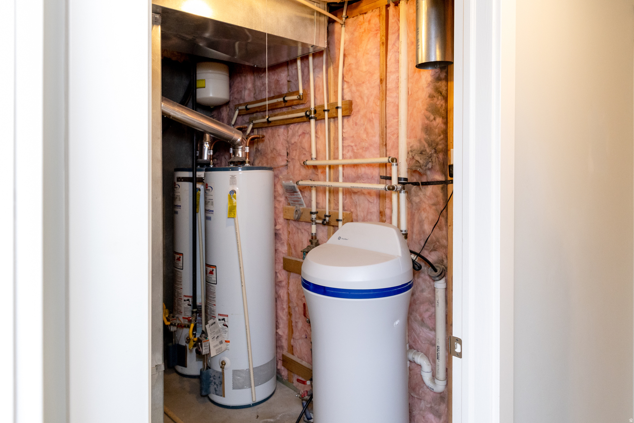 SMITHFIELD RIDGES SU - Residential