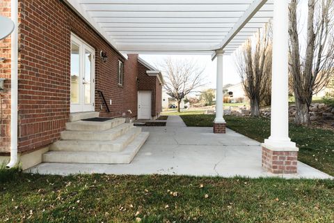 Tiny photo for 434 S CARDON RIDGE DR, Smithfield, UT 84335 (MLS # 2146598)