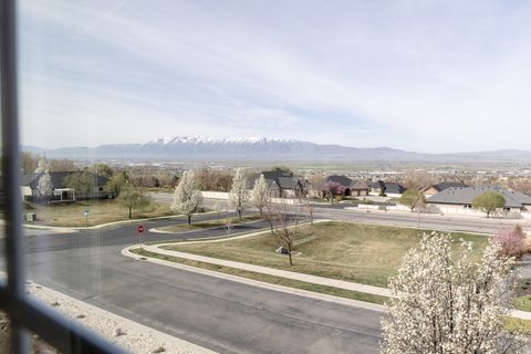 Tiny photo for 434 S CARDON RIDGE DR, Smithfield, UT 84335 (MLS # 2146598)