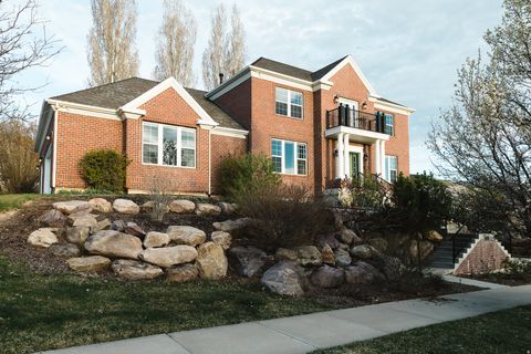 Photo of 434 S CARDON DR, Smithfield, UT 84335 (MLS # 2146598)