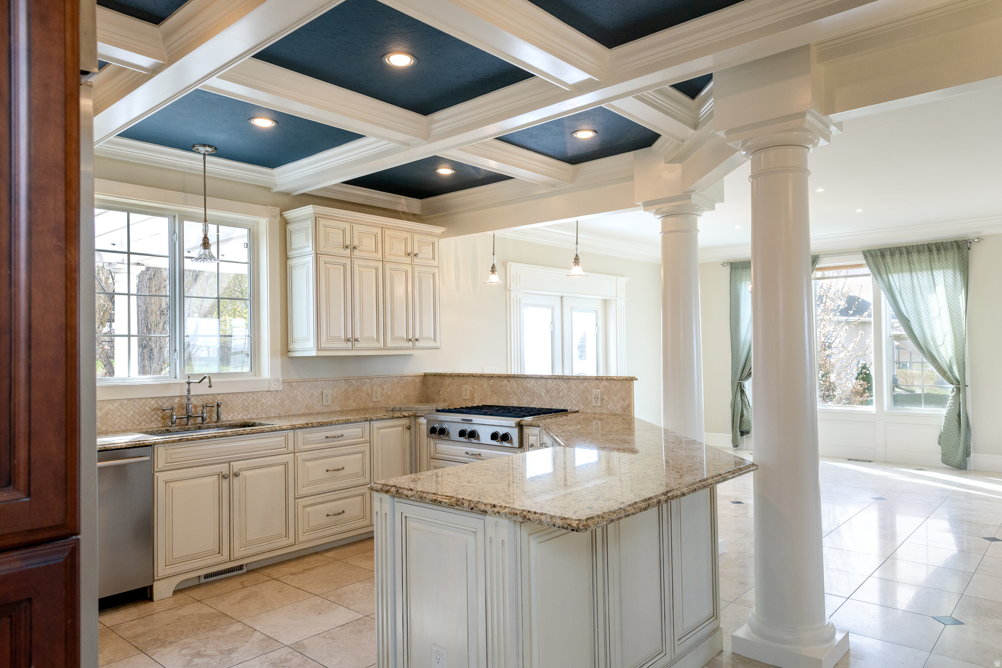 SMITHFIELD RIDGES SU - Residential