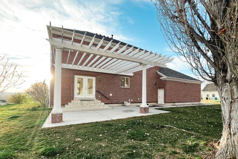 Tiny photo for 434 S CARDON RIDGE DR, Smithfield, UT 84335 (MLS # 2146598)