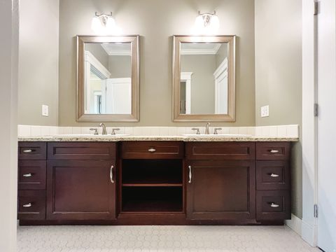 Tiny photo for 434 S CARDON RIDGE DR, Smithfield, UT 84335 (MLS # 2146598)