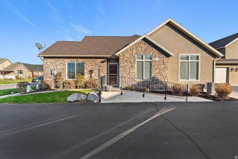 Photo of 891 W 1840 S #A, Syracuse, UT 84075 (MLS # 2124171)