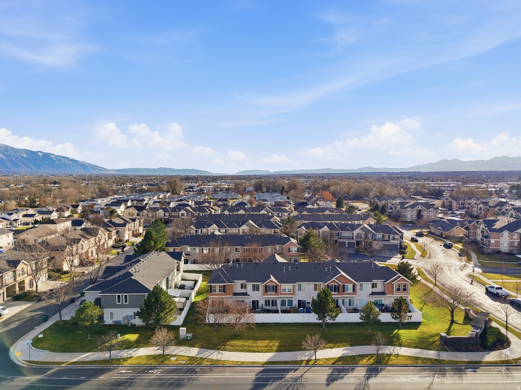 VIVANTE PHASE 3 CONDO - Residential