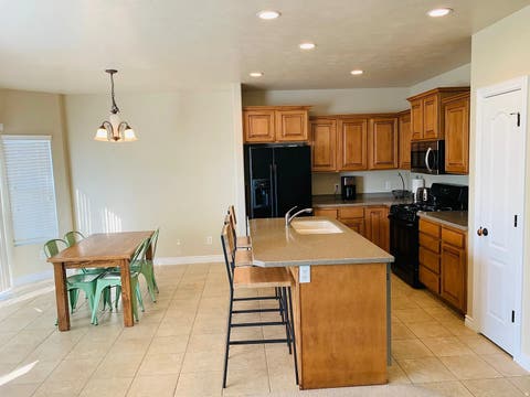 Photo of 2178 E WHITEKIRK WAY S, Draper (UT Cnty), UT 84020 (MLS # 2172981)